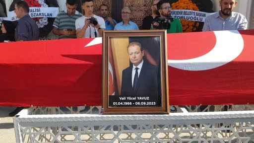 Mülkiye Müfettişi Yavuz, memleketinde toprağa verildi Mülkiye Müfettişi Yavuz, memleketinde toprağa verildi