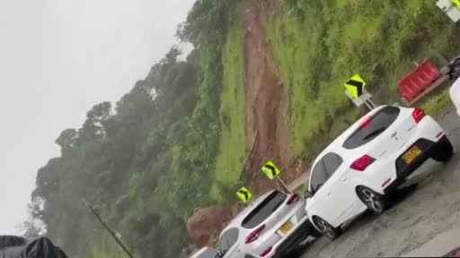 Kolombiya'da otoyolda 18 kişi öldü