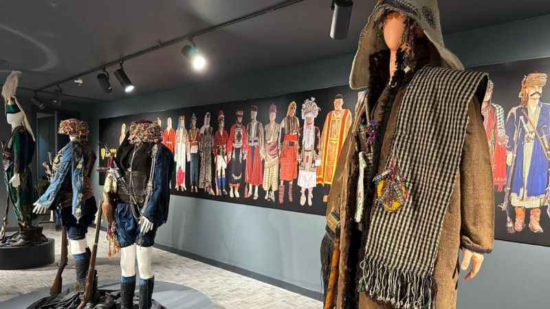 Osmanlı halk kıyafetleri sergisi Ümraniye’de açıldı