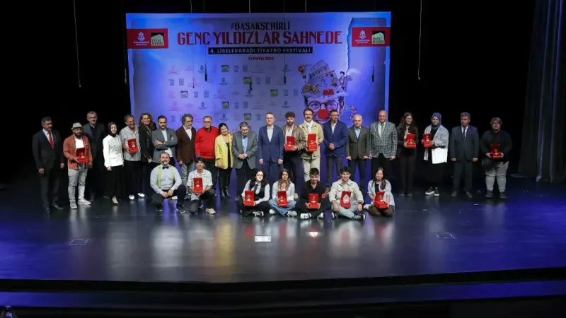Başkan Kartoğlu: 14 bin genci tiyatro aracılığıyla kültür ve sanatla buluşturacağız