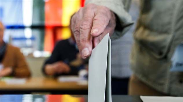 Almanya siyasetinde aşırı sağ depremi