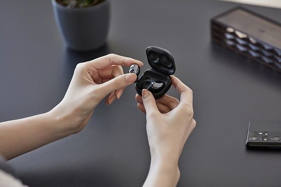 Karşınızda Galaxy Buds Pro: Efsanevi ses her an yanınızda!