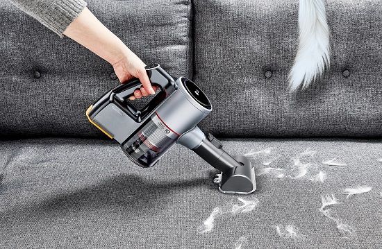 LG’den Evcil Hayvan Dostu Dik Süpürge: A9 Cordzero PetNBed