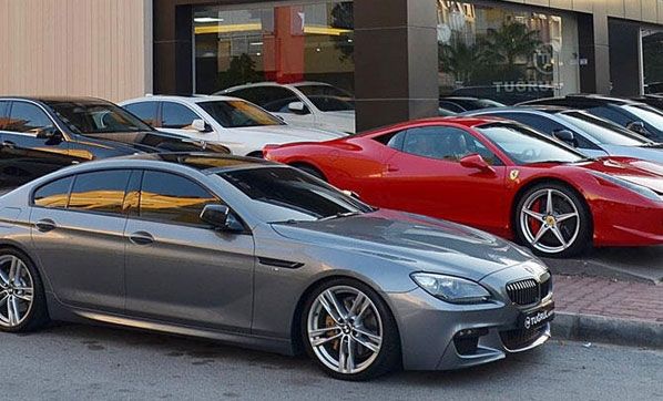 İş adamlarını dolandırdı!