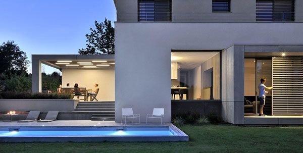 Faslı gelin İstanbul’dan dünyaya açılıyor