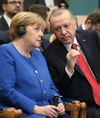 Cumhurbaşkanı Erdoğan, Merkel’le video konferansla görüştü