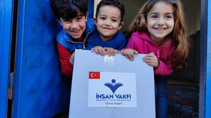 İnsan Vakfından İstanbul’da binlerce aileye gıda desteği