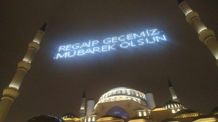 Çamlıca Cami’nde Regaip Kandili coşkusu