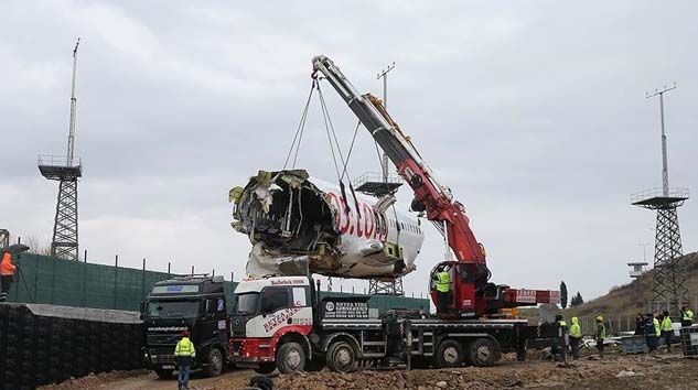 Pistten çıkan uçağın ön raporu 1 ay içinde hazırlanacak