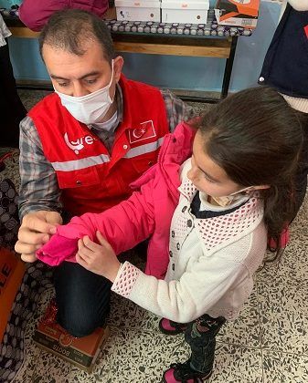 Çare Derneği’nden Bitlis Tatvan’da 120 Öğrenciye Kış Yardımı