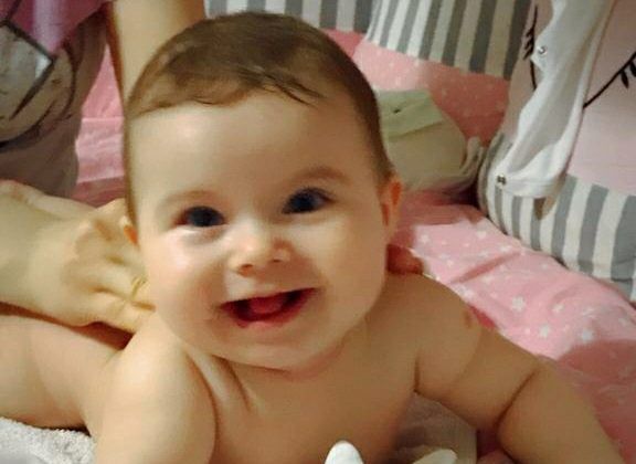 “Sevgiyle beslenen bebekler sağlıklı büyüyor”