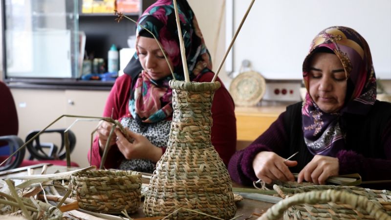 Kındıra’ ile sepetçiliği yaşatıyorlar