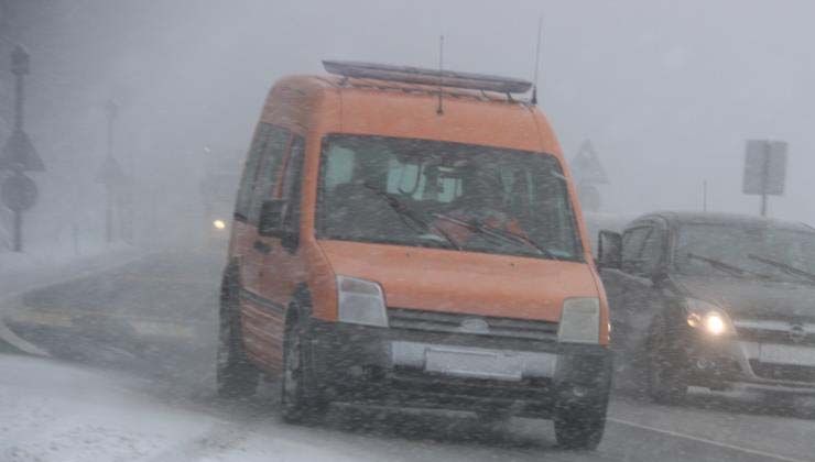 Bolu Dağı’nda kar yağışı şiddetini artırdı