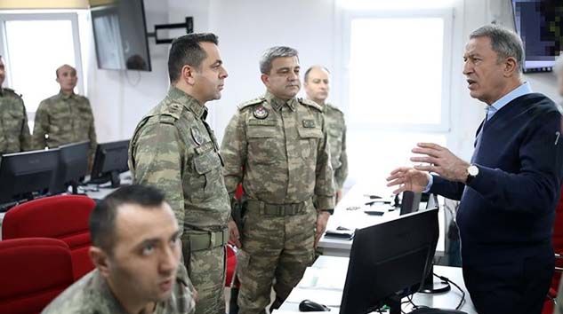 Akar’dan İdlib’de görevli personele mesaj