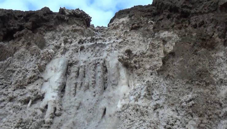 Nahçıvan’ın Muhteşem Tuz Nehri Ve Tuz Şelalesi