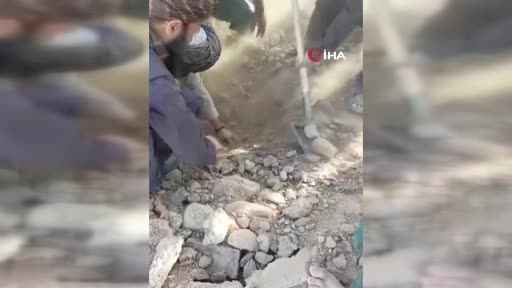 Afganistan’daki depremde can kaybı 320’ye yükseldi