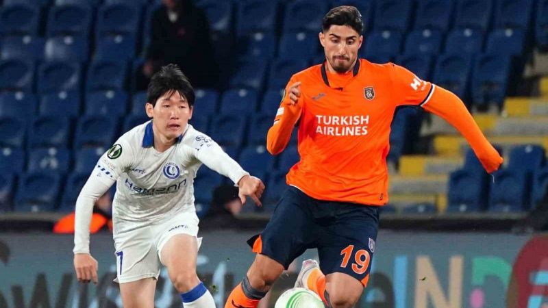 Medipol Başakşehir tur için Gent'i ağırlıyor Medipol Başakşehir tur için Gent'i ağırlıyor