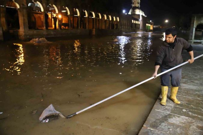 Balıklıgöl suyu normale dönüyor