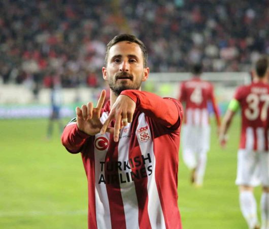 Sivasspor evinde Fiorentina'dan fark yedi.