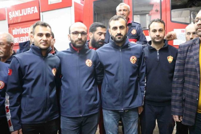 Selde yüzerek kurtulan itfaiye erleri Sait Sayar, Abdulgani Aslan ve Bülent Bulut o anları anlattı