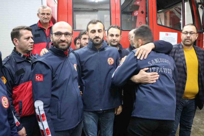 Selde yüzerek kurtulan itfaiye erleri Sait Sayar, Abdulgani Aslan ve Bülent Bulut o anları anlattı Selde yüzerek kurtulan itfaiye erleri Sait Sayar, Abdulgani Aslan ve Bülent Bulut o anları anlattı