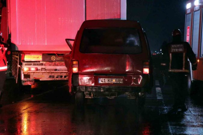 Sakarya'daki kazada Erol Tozan hayatını kaybetti Sakarya'daki kazada Erol Tozan hayatını kaybetti