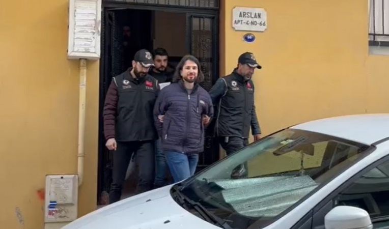 Gazi Turgut Aslan operasyonuyla FETÖ’nün gizli kuryeleri deşifre oldu Gazi Turgut Aslan operasyonuyla FETÖ’nün gizli kuryeleri deşifre oldu