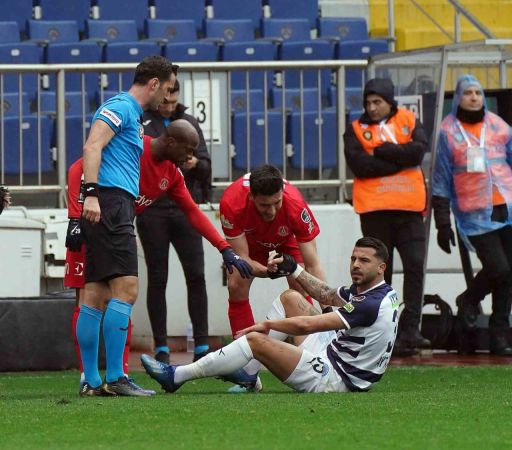 Kasımpaşa ve Ümraniyespor puanları paylaştı