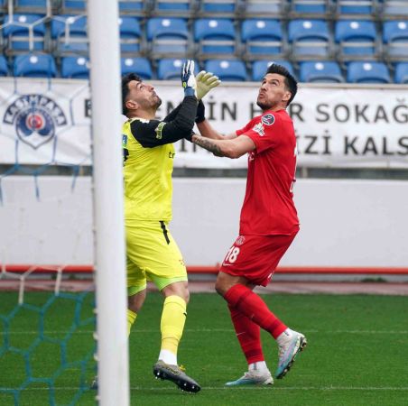 Kasımpaşa ve Ümraniyespor puanları paylaştı