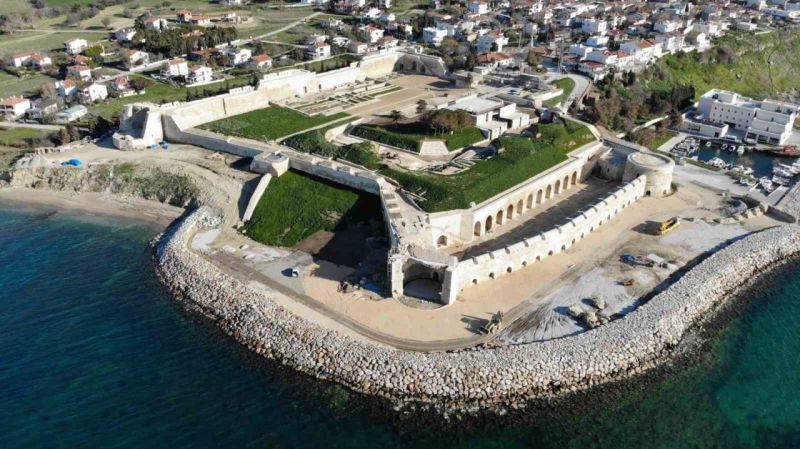 Zor zamanlarda Çanakkale kahramanlarını örnek aldık