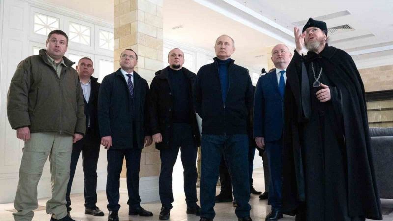 Putin’den ilhakın yıldönümünde Kırım’a sürpriz ziyaret