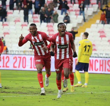 Sivasspor yedinci galibiyetini aldı