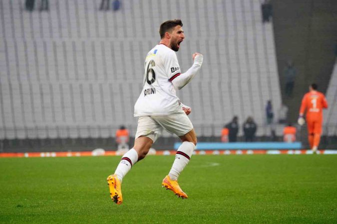 Fatih Karagümrük ile Medipol Başakşehir puanları paylaştı