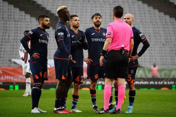 Fatih Karagümrük ile Medipol Başakşehir puanları paylaştı