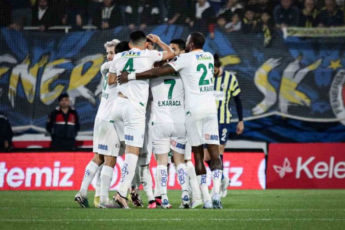 İlk yarı Antalyaspor, ikinci yarı Fenerbahçe