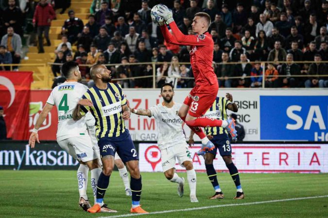 İlk yarı Antalyaspor, ikinci yarı Fenerbahçe