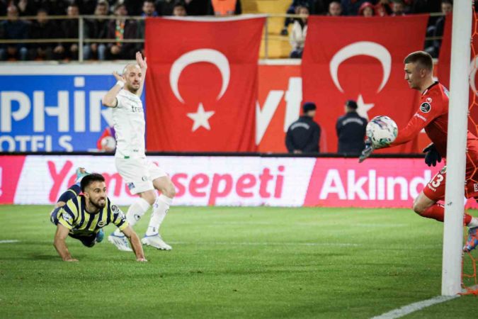 İlk yarı Antalyaspor, ikinci yarı Fenerbahçe