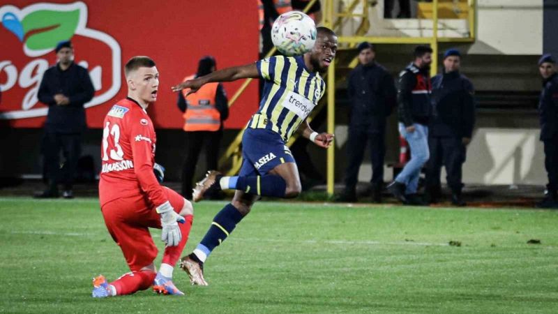 İlk yarı Antalyaspor, ikinci yarı Fenerbahçe