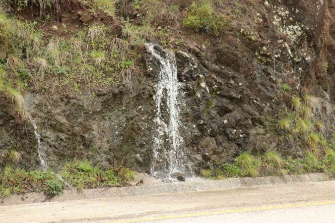 Yuvacık Barajı yüzde 95 doldu, kapaklar açıldı Yuvacık Barajı yüzde 95 doldu, kapaklar açıldı