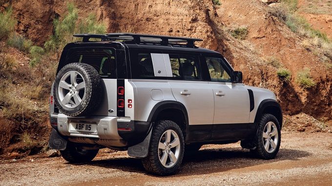 Yeni Land Rover Defender’a  Dünyada Yılın En İyi Tasarıma Sahip Aracı Ödülü