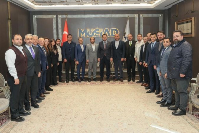 Mahmut Asmalı: Deprem sürecinde bölgeye 3 binin üzerinde tır sevkiyatı yaptık