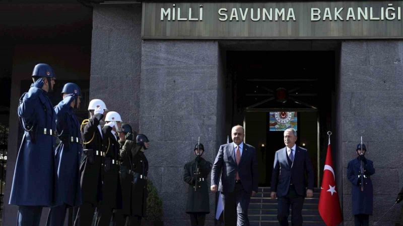 Türk ve Irak orduları arasında karşılıklı işbirliği arttırılacak Türk ve Irak orduları arasında karşılıklı işbirliği arttırılacak