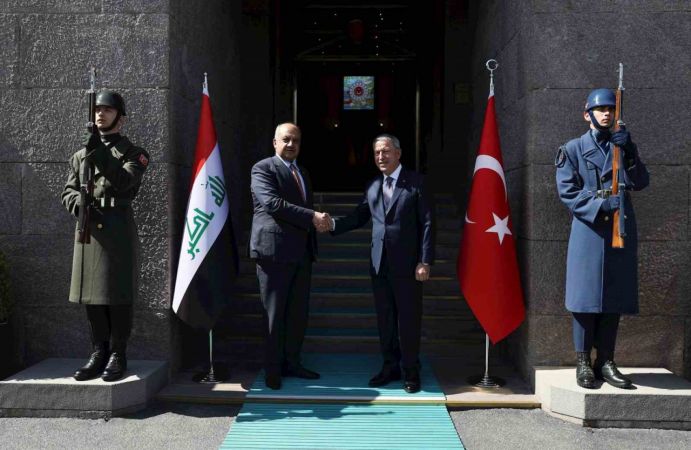 Türk ve Irak orduları arasında karşılıklı işbirliği arttırılacak Türk ve Irak orduları arasında karşılıklı işbirliği arttırılacak