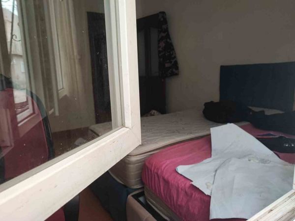 Adana’da kocası tarafından boğazı kesilen kadın hayatını kaybetti