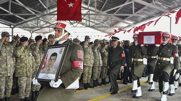 İdlib şehidi Tankçı Sözleşmeli Er Mecit Demir son yolculuğuna uğurlandı