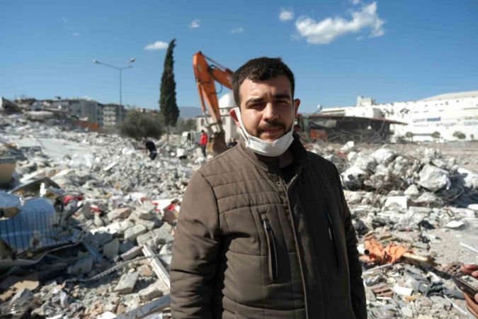 Hatay’da enkazdan milyonluk ürünleri kurtarma çabası Hatay’da enkazdan milyonluk ürünleri kurtarma çabası
