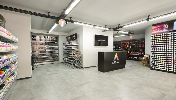 TÜRKİYE’NİN İLK “SPREY KONSEPT MAĞAZASI” AÇILDI