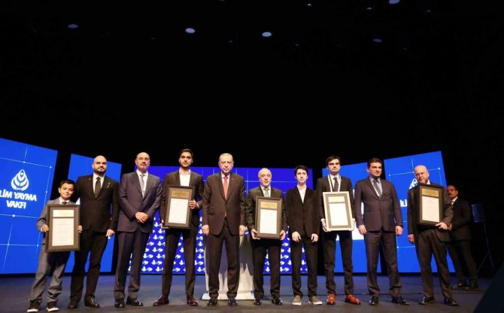 Erdoğan: 14 Mayıs seçimleri tarihi bir yol ayrımına dönüştü