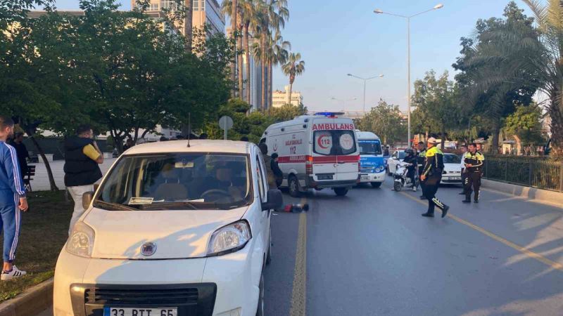 Mersin’de otomobilin çarptığı çocuk hayatını kaybetti