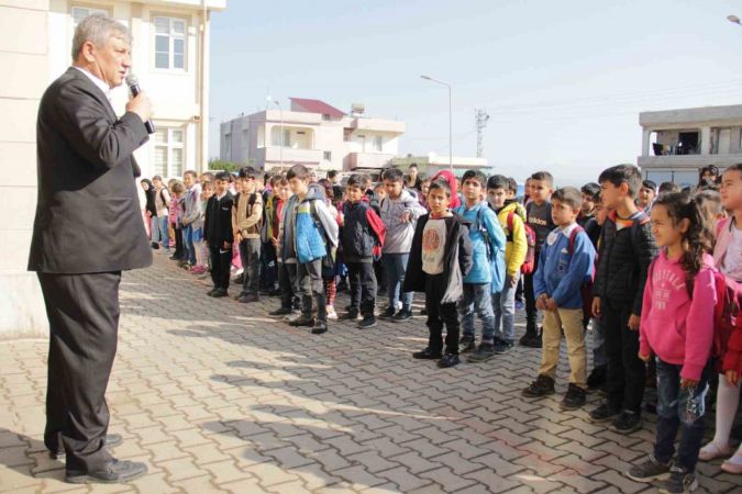 Hatay’ın 7 ilçesinde okul zili çaldı